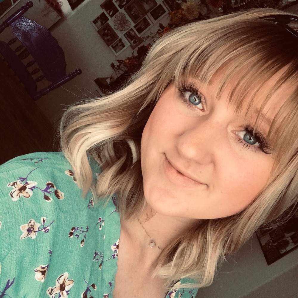 Meet your Posher, Brianna